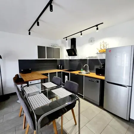 Апартаменты Victoria *